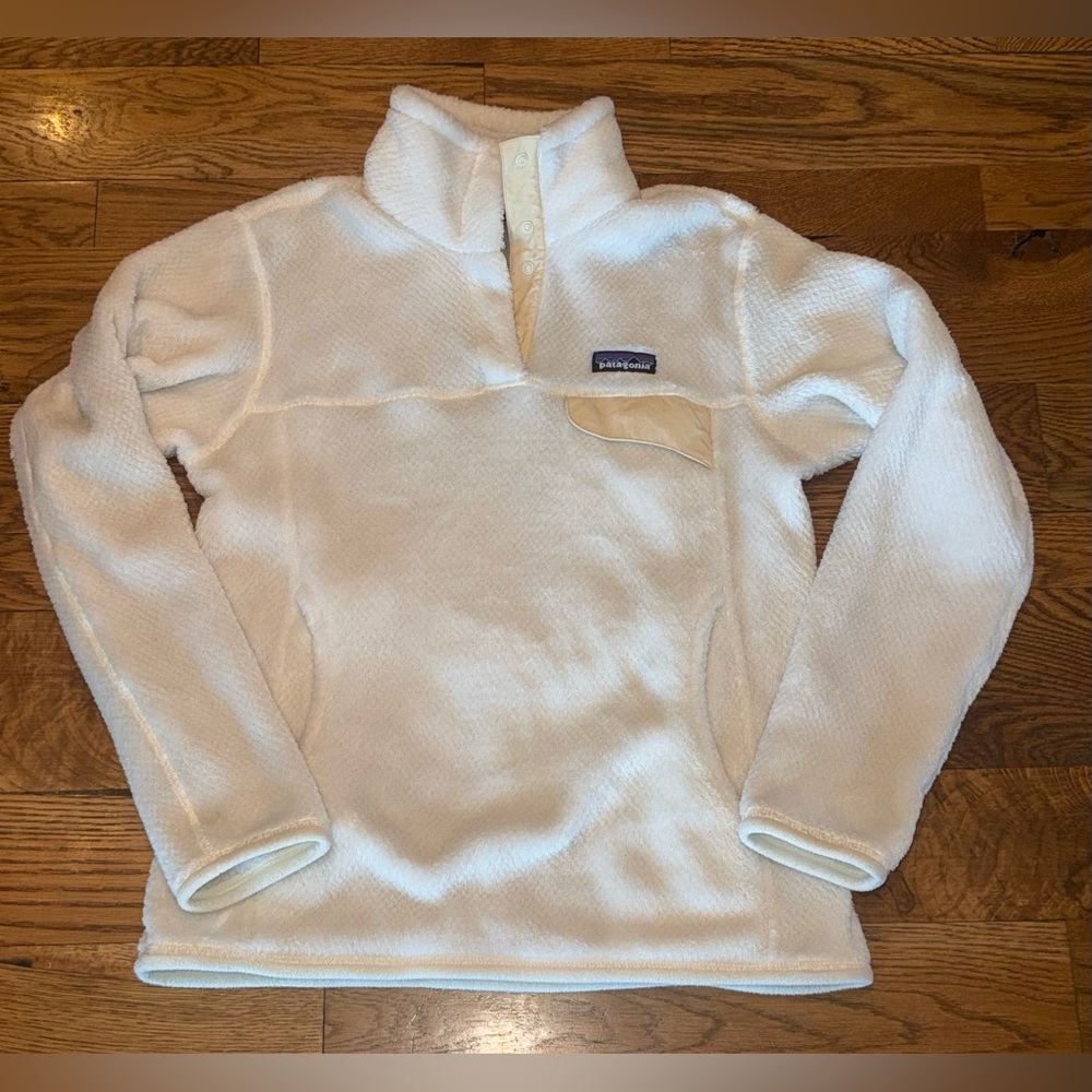 Patagonia. Re-Tool Snap-T® Pullover. Raw Linen - White X-Dye. Size Small. - Picture 2 of 7
